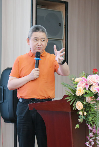 2024上半年总结会议：东莞市京福、京纬、京翼服装有限公司，汇聚力量，逐浪前行...(图20)